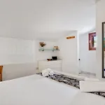Homey Experience - Sporting House Apartment